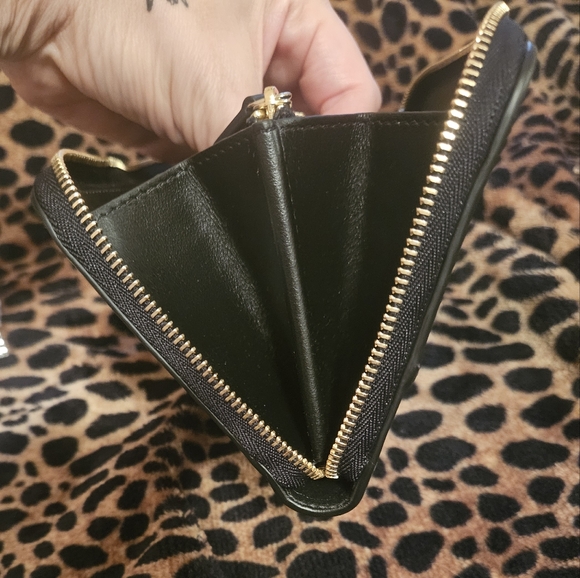 BURBERRY🆕️Black Long Zip Around Wallet/ Pebbled & Smooth Leather W COA - Picture 5 of 9